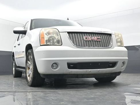 Used 2011 GMC Yukon SLT w/ Regional Value Package RWD image 47