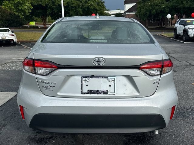 Used 2026 Toyota Corolla LE FWD image 4