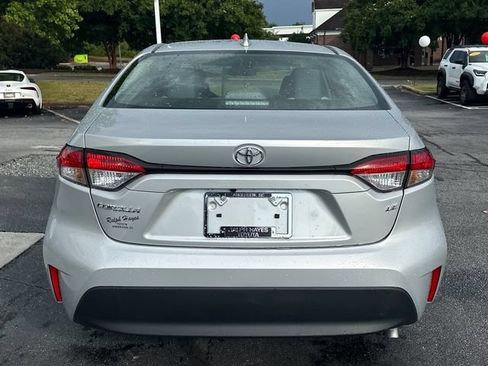 Used 2026 Toyota Corolla LE FWD image 4