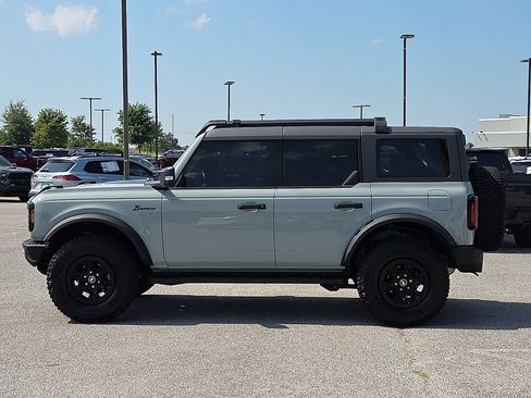 Used 2024 Ford Bronco Wildtrak AWD/4WD image 3