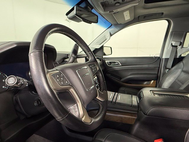 Used 2019 GMC Yukon Denali w/ Denali Ultimate Package AWD/4WD image 15