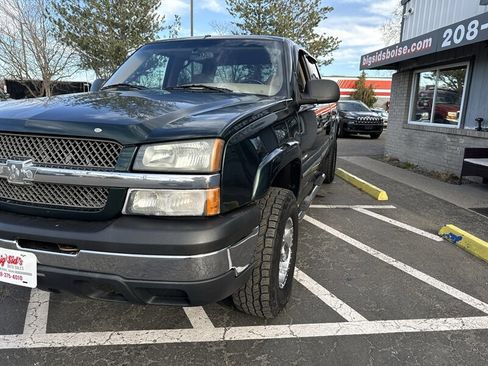 Used 2004 Chevrolet Silverado 2500 LS w/ Skid Plate Package image 13