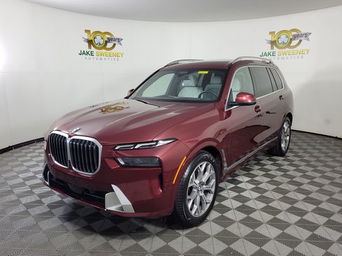 Certified 2026 BMW X7 xDrive40i AWD/4WD image 3