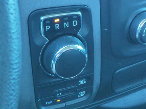 Used 2018 RAM 1500 ST w/ SXT Appearance Group AWD/4WD image 32
