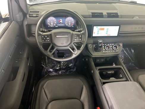 Used 2023 Land Rover Defender 110 X-Dynamic SE image 23