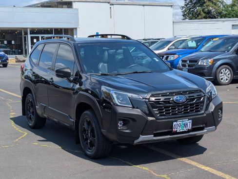 Used 2022 Subaru Forester Wilderness w/ Wilderness Package AWD/4WD image 7
