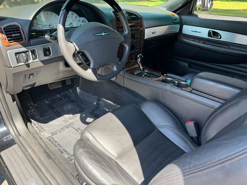 Used 2002 Ford Thunderbird RWD image 13