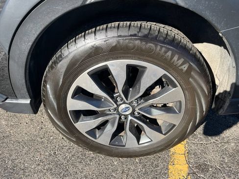 Certified 2024 Subaru Outback Limited AWD/4WD image 11