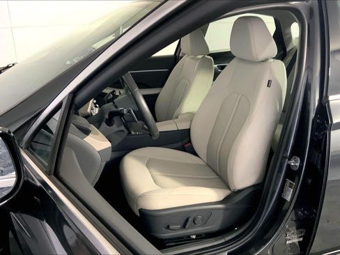 Used 2025 Hyundai Sonata SEL FWD image 22