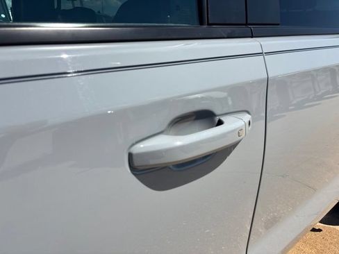 Used 2024 Chevrolet Silverado 1500 LT AWD/4WD image 50