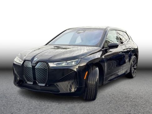 Used 2023 BMW iX xDrive50 w/ Sport Package image 1