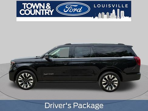 Used 2025 Ford Expedition Max Platinum w/ Driver's Package AWD/4WD image 6