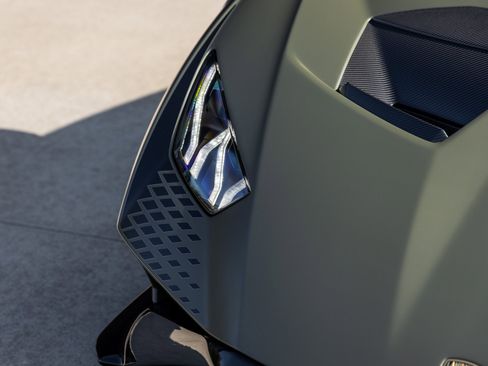 Used 2024 Lamborghini Huracan STO image 21