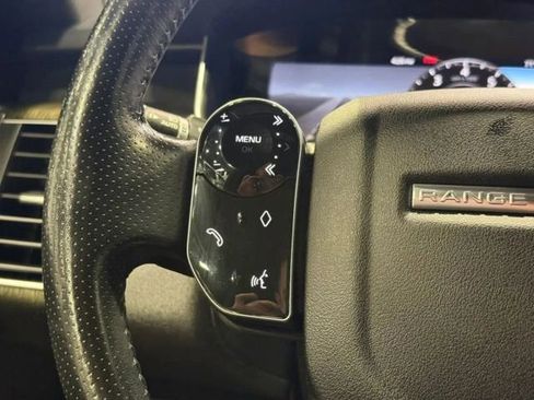 Used 2018 Land Rover Range Rover Sport HSE image 16