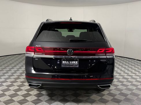 Used 2026 Volkswagen Atlas SE AWD/4WD image 9