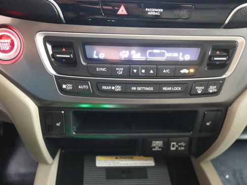 Used 2022 Honda Pilot Special Edition image 38