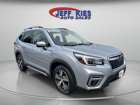 Used 2021 Subaru Forester Touring AWD/4WD image 3