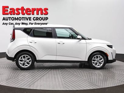 Used 2024 Kia Soul LX w/ Option Group 015