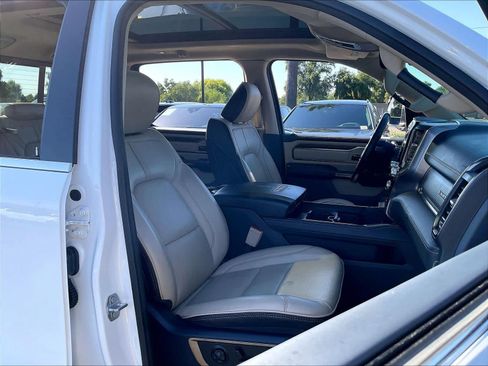 Used 2021 RAM 1500 Limited AWD/4WD image 9