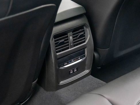 New 2026 BMW 330i xDrive Sedan w/ M Sport Package image 19