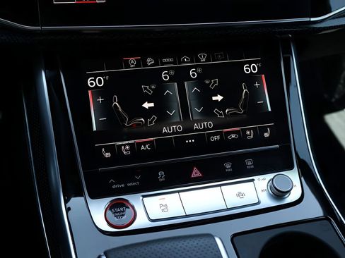 Used 2022 Audi SQ7 Prestige AWD/4WD image 26