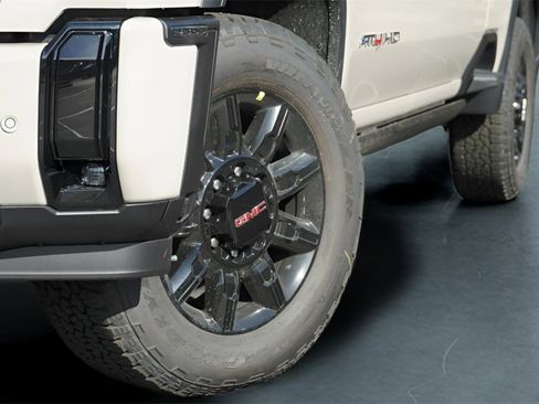 New 2026 GMC Sierra 2500 AT4 w/ AT4 Premium Plus Package image 3