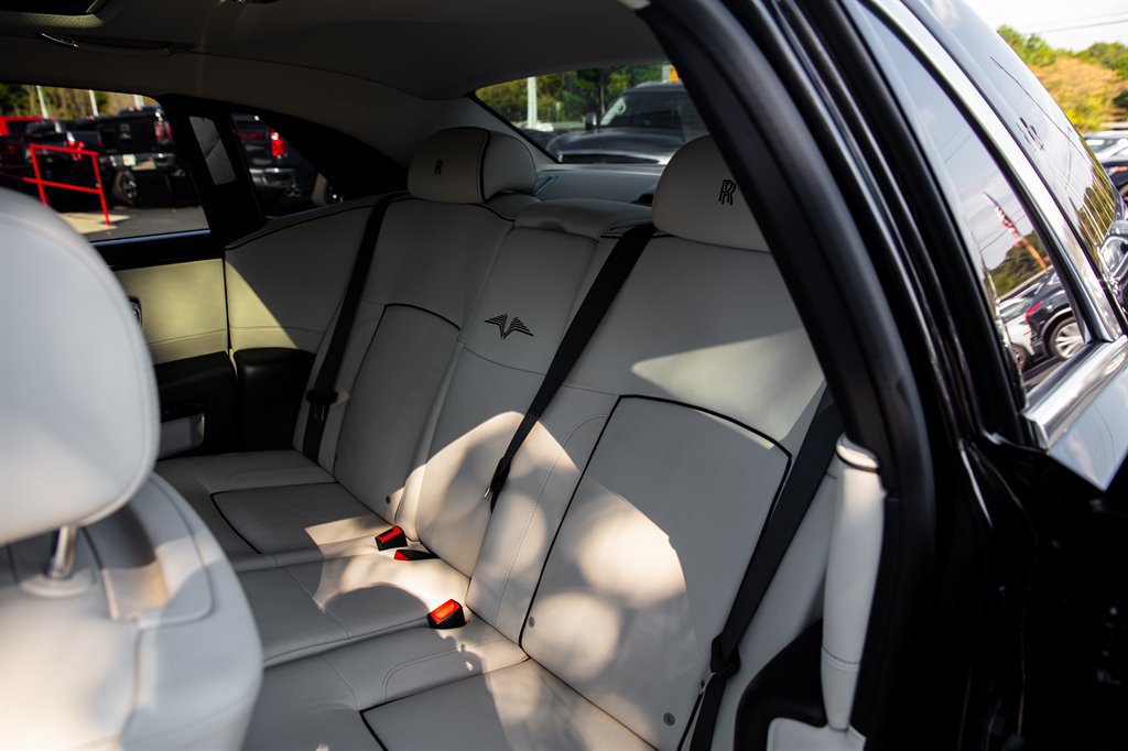 Used 2014 Rolls-Royce Ghost RWD image 37