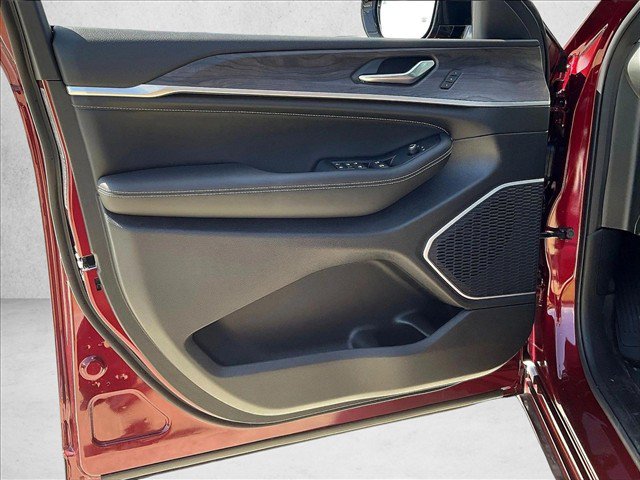 New 2026 Jeep Grand Cherokee L Limited AWD/4WD image 25