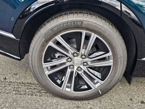 New 2026 Cadillac Lyriq Luxury image 17