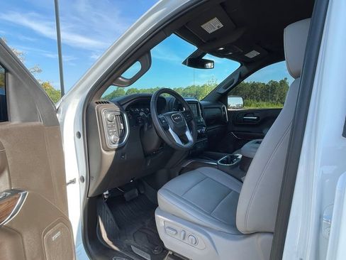 Used 2022 GMC Sierra 1500 SLT AWD/4WD image 38