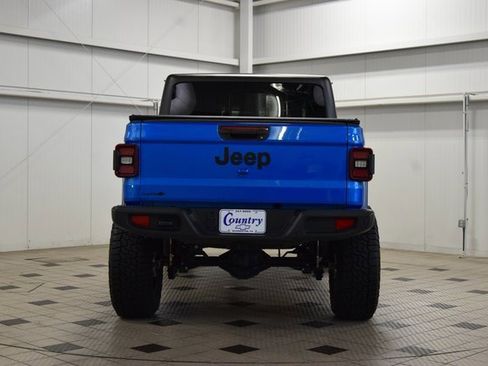 Used 2024 Jeep Gladiator Sport image 8