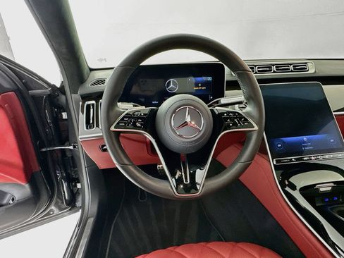 Used 2023 Mercedes-Benz S 580 4MATIC Sedan image 12