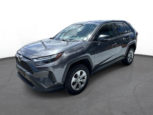 Used 2023 Toyota RAV4 LE AWD/4WD image 7