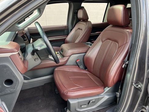 Used 2022 Ford Expedition Limited image 23