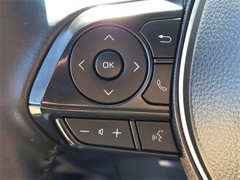 Used 2024 Toyota Corolla Cross XSE image 28