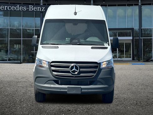 New 2025 Mercedes-Benz Sprinter 2500 image 9