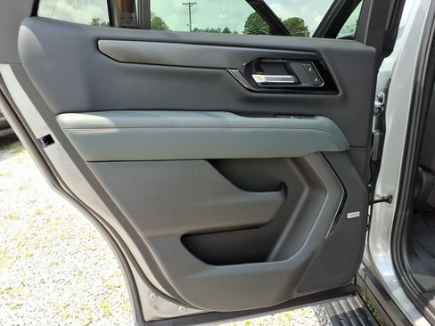 New 2026 GMC Yukon AT4 w/ AT4 Premium Plus Package AWD/4WD image 18