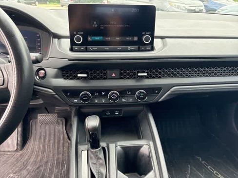 Used 2023 Honda Accord EX image 20