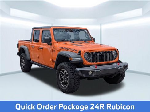 Used 2025 Jeep Gladiator Rubicon w/ Convenience Group AWD/4WD image 6