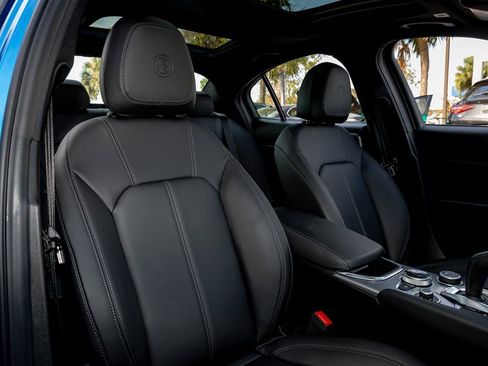 New 2025 Alfa Romeo Giulia w/ Driving Assist Package image 34