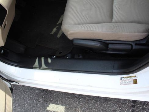 Used 2015 Honda Accord LX image 10