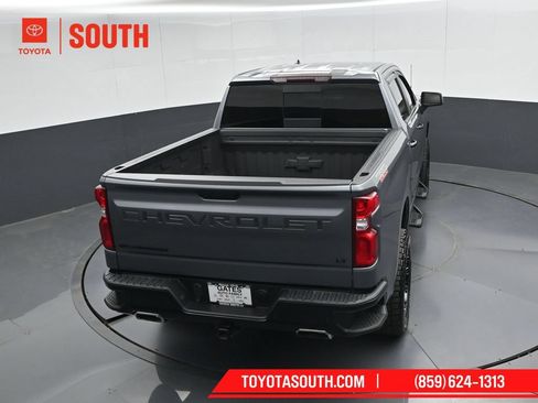 Used 2021 Chevrolet Silverado 1500 LT Trail Boss w/ Convenience Package II AWD/4WD image 44