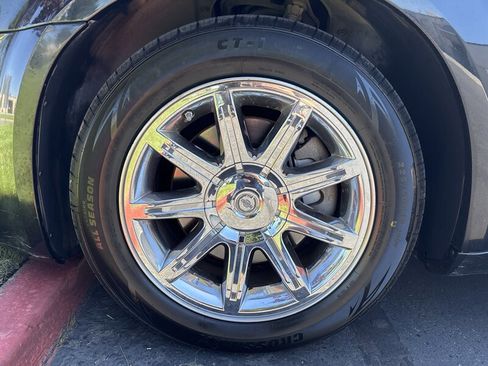 Used 2006 Chrysler 300 C RWD image 17
