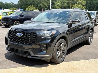 Used 2025 Ford Explorer ST