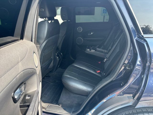 Used 2018 Land Rover Range Rover Evoque SE AWD/4WD image 21