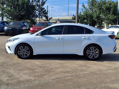 Certified 2024 Kia Forte GT-Line FWD image 5