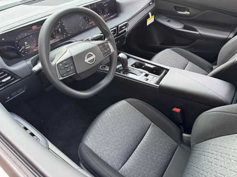 New 2026 Nissan Sentra SV w/ Floor Mat Package FWD image 18