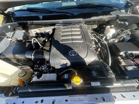 Used 2014 Toyota Tundra SR5 image 26