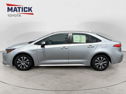 Used 2021 Toyota Corolla LE w/ Carpet Mat Package (TMS) FWD image 4