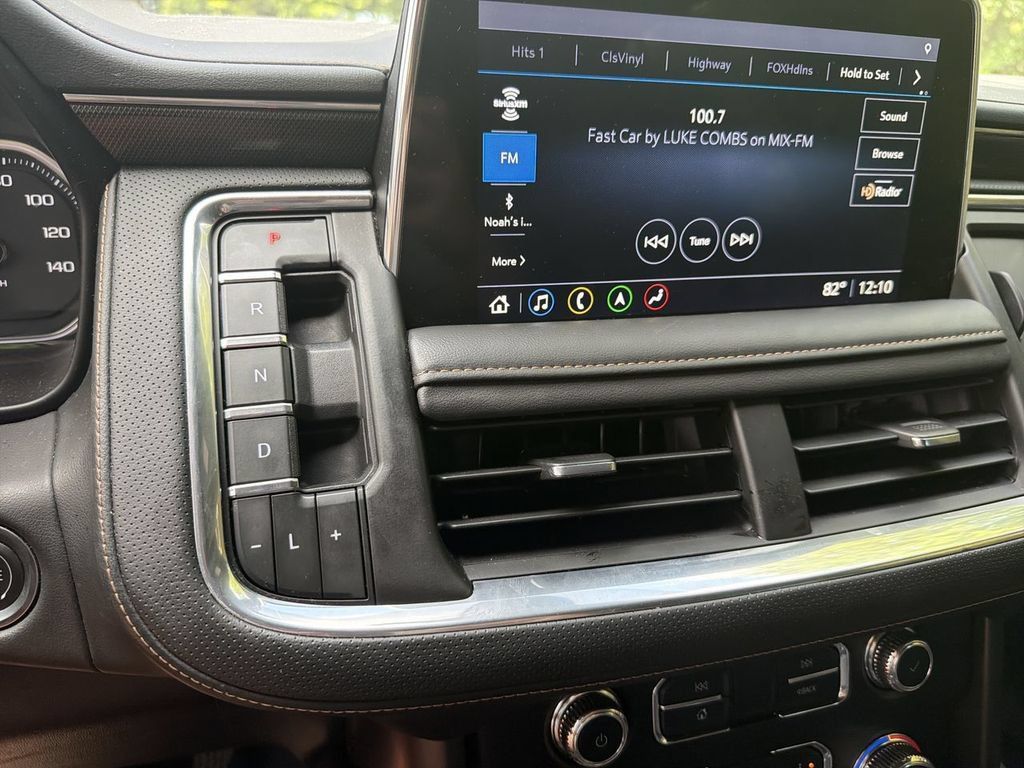 Used 2021 GMC Yukon AT4 w/ Rear Media and Nav Package AWD/4WD image 16